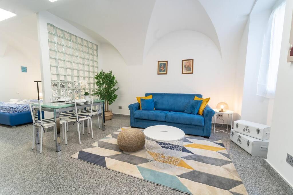 Апартаменты La Casa Del Marinaio Санремо Экстерьер фото